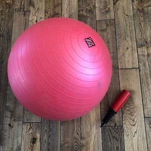 Bally Total Fitness Yoga Ball & Pump